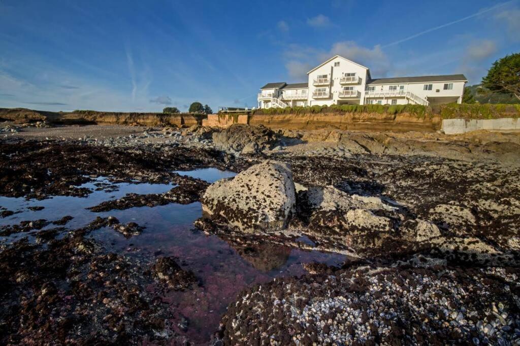 Oceanfront Hidden Gem At The Black Sands Inn Shelter Cove Exterior foto